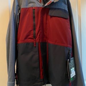 686 Ski/Snowboard Jacket - NWT
